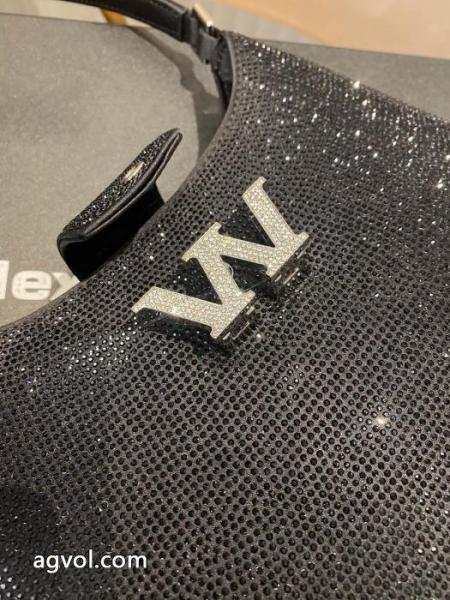 秋冬は継続系のトレンド HipHop お洒落さん必見バッグALEXANDER WANG偽物 ブランド 販売.. 5 